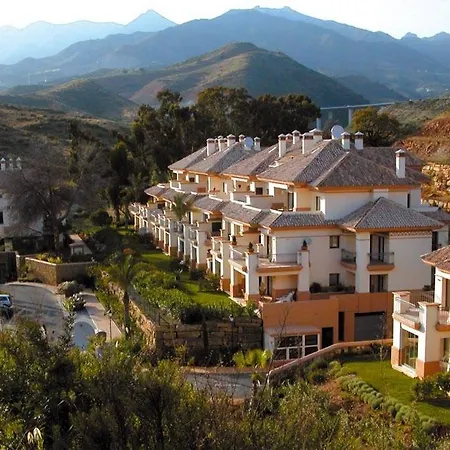 Chambao Golf Rio Real Apartment