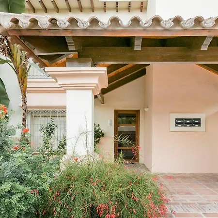 Chambao Golf Rio Real Apartment *